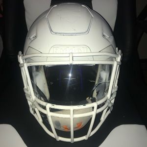 Riddle speed flex white adult medium used with Shoc clear visor